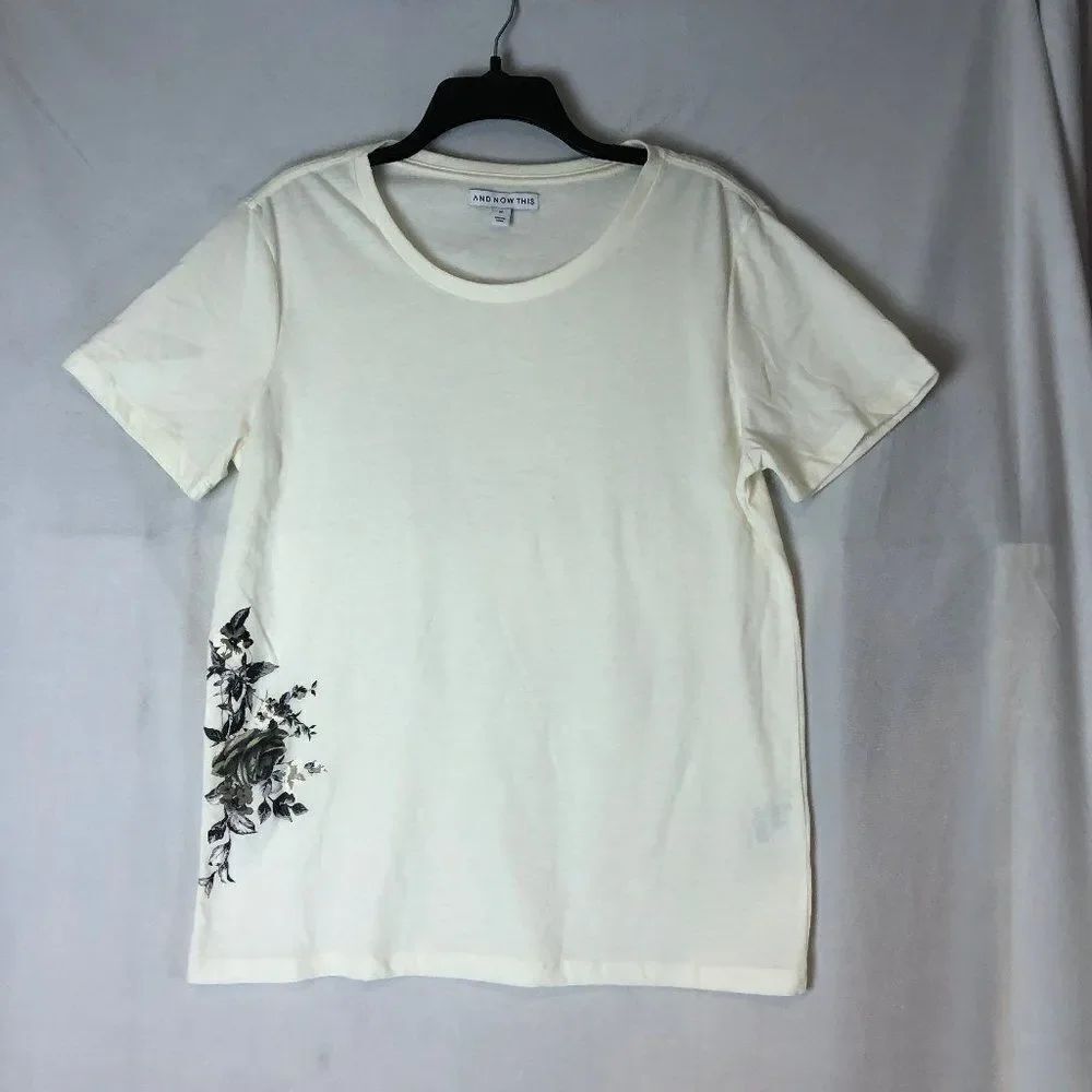 AND NOW THIS Men's Flower Graphic T-Shirt, Ivory, size M. DC